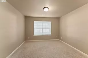 675 NE Cummins St, Roseburg, OR 97470 - Photo 21