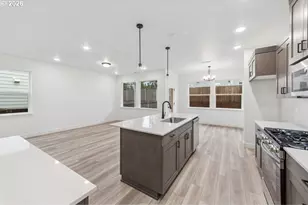 904 Rosebud Ct, Forest Grove, OR 97116 - Photo 5
