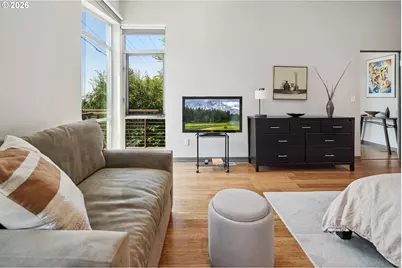 3741 SW Sweetbriar Dr, Portland, OR 97221 - Photo 17