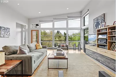 3741 SW Sweetbriar Dr, Portland, OR 97221 - Photo 5