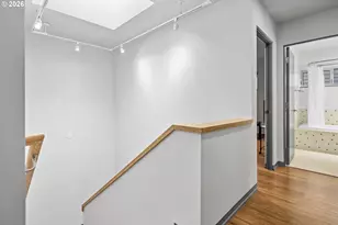 3741 SW Sweetbriar Dr, Portland, OR 97221 - Photo 31