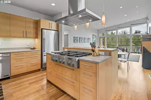 3741 SW Sweetbriar Dr, Portland, OR 97221 - Photo 13