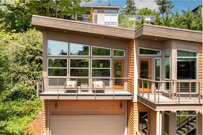 3741 SW Sweetbriar Dr, Portland, OR 97221 - Photo 1