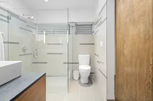 3741 SW Sweetbriar Dr, Portland, OR 97221 - Photo 21