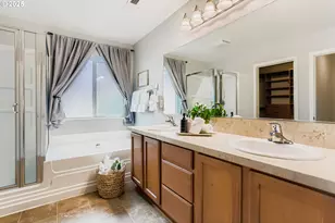 2152 N Laurelwood St, Canby, OR 97013 - Photo 21