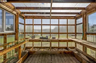 5227 SE 105th Ave, Portland, OR 97266 - Photo 29