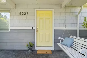 5227 SE 105th Ave, Portland, OR 97266 - Photo 3