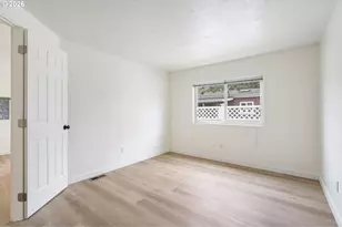 3425 Camas St, Woodburn, OR 97071 - Photo 31