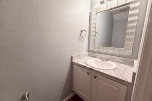 61 SE 171st Ave, Portland, OR 97233 - Photo 11