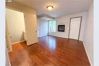 61 SE 171st Ave, Portland, OR 97233 - Photo 3