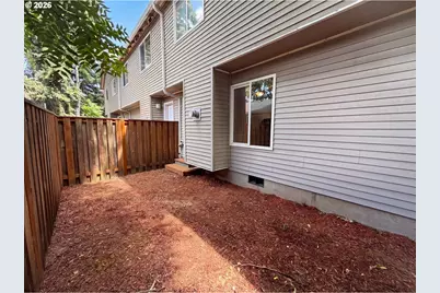 61 SE 171st Ave, Portland, OR 97233 - Photo 5