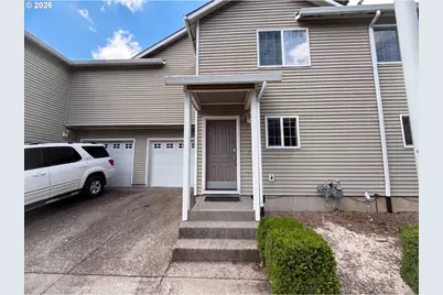 61 SE 171st Ave, Portland, OR 97233 - Photo 1