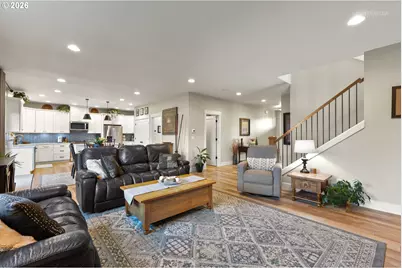 1524 NE 17th Ave, Canby, OR 97013 - Photo 7