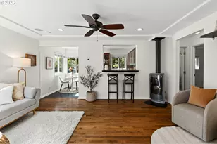 5807 NE 10th Ave, Portland, OR 97211 - Photo 7