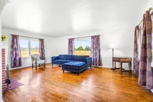31183 S Barlow Rd, Hubbard, OR 97032 - Photo 9