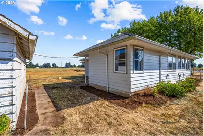 31183 S Barlow Rd, Hubbard, OR 97032 - Photo 35