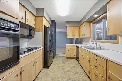 8855 SW Omara St, Portland, OR 97223 - Photo 7