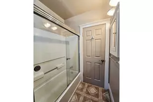 7247 SE Division St, Portland, OR 97206 - Photo 11