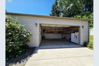 7247 SE Division St, Portland, OR 97206 - Photo 27
