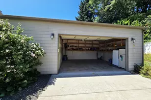 7247 SE Division St, Portland, OR 97206 - Photo 27