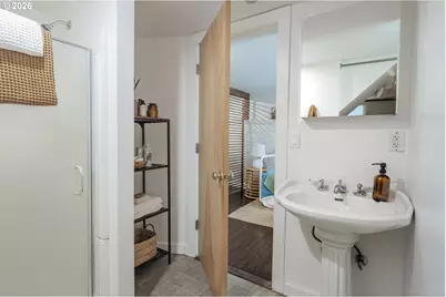 1912 SE Pine St, Portland, OR 97214 - Photo 33