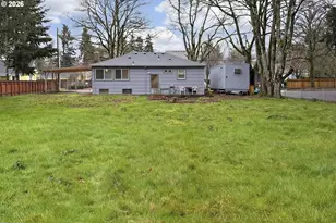 8411 SE Brooklyn St, Portland, OR 97266 - Photo 19