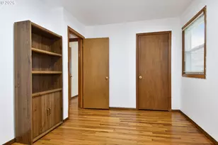 8411 SE Brooklyn St, Portland, OR 97266 - Photo 9