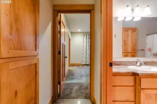 41925 Deerhorn Rd, Springfield, OR 97478 - Photo 19