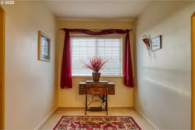 34583 Glacier Ave, Saint Helens, OR 97051 - Photo 25