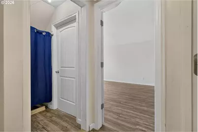 15 NE 113th Pl, Portland, OR 97220 - Photo 37