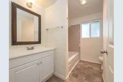 1591 James St, Woodburn, OR 97071 - Photo 25