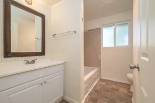 1591 James St, Woodburn, OR 97071 - Photo 25