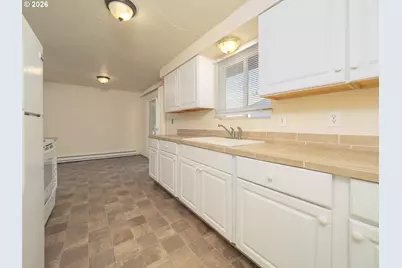 1591 James St, Woodburn, OR 97071 - Photo 21