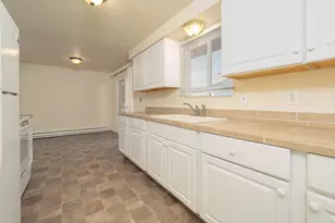 1591 James St, Woodburn, OR 97071 - Photo 21