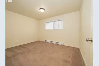 1591 James St, Woodburn, OR 97071 - Photo 33