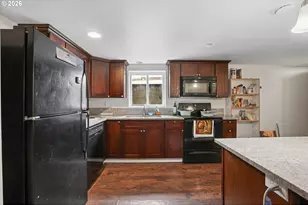 16820 SE Alder St, Portland, OR 97233 - Photo 23