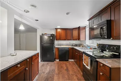 16820 SE Alder St, Portland, OR 97233 - Photo 27