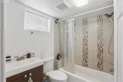 16820 SE Alder St, Portland, OR 97233 - Photo 29