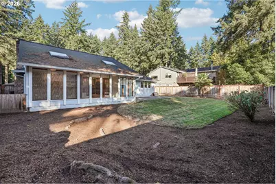 18892 Indian Springs Rd, Lake Oswego, OR 97035 - Photo 45