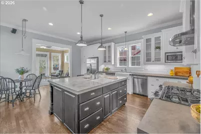 716 W 19th St, Vancouver, WA 98660 - Photo 13