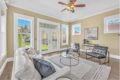 716 W 19th St, Vancouver, WA 98660 - Photo 23