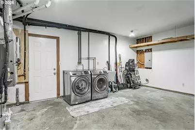15540 SE Harrison St, Portland, OR 97233 - Photo 23