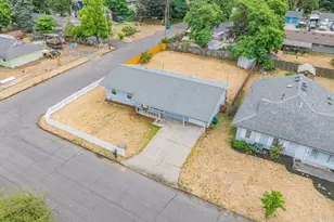 15540 SE Harrison St, Portland, OR 97233 - Photo 31