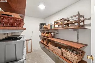 2055 Summer St SE, Salem, OR 97302 - Photo 33