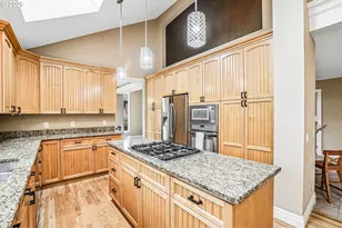14232 Meadow Grass St, Lake Oswego, OR 97035 - Photo 13