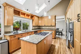 14232 Meadow Grass St, Lake Oswego, OR 97035 - Photo 11