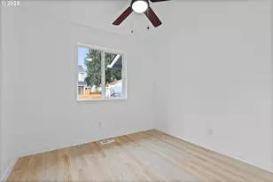 9523 N Allegheny Ave, Portland, OR 97203 - Photo 17