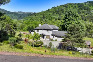 16711 Thompson Rd, Brookings, OR 97415 - Photo 37