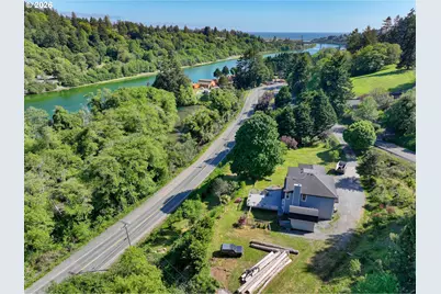 16711 Thompson Rd, Brookings, OR 97415 - Photo 43