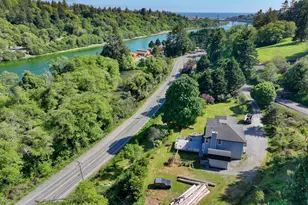 16711 Thompson Rd, Brookings, OR 97415 - Photo 43